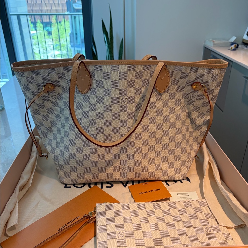 Louis Vuitton Damier Azur Rose Beige Neverfull Tote MM